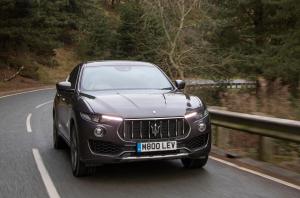 Maserati Levante S Q4 GranLusso 2017 года (UK)